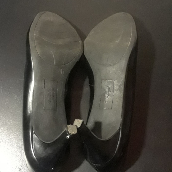 Black heels - Picture 5 of 6